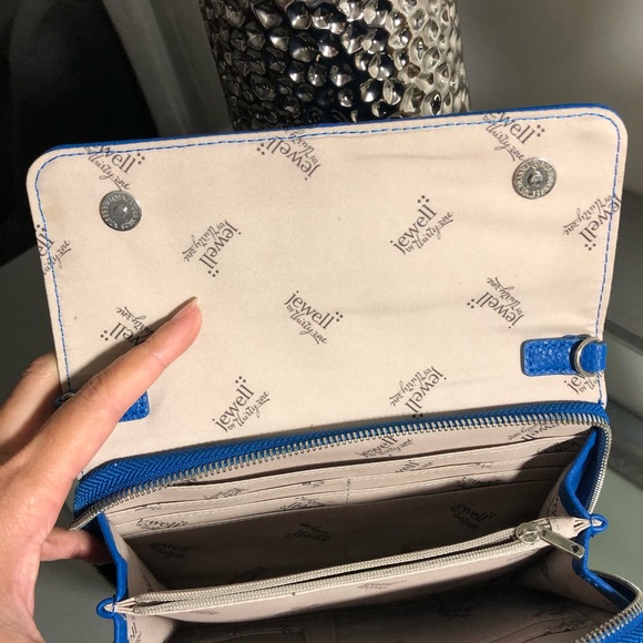 Jewell by Thirty-One crossbady - Picture 8 of 8